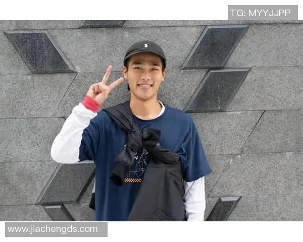 深圳滑板队的边路渗透战术解析与实战应用探讨